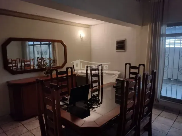 Sobrado com 191m² 5 quartos e 3 banheiros, à venda, no bairro Jardim São Jorge em Mogi das Cruzes