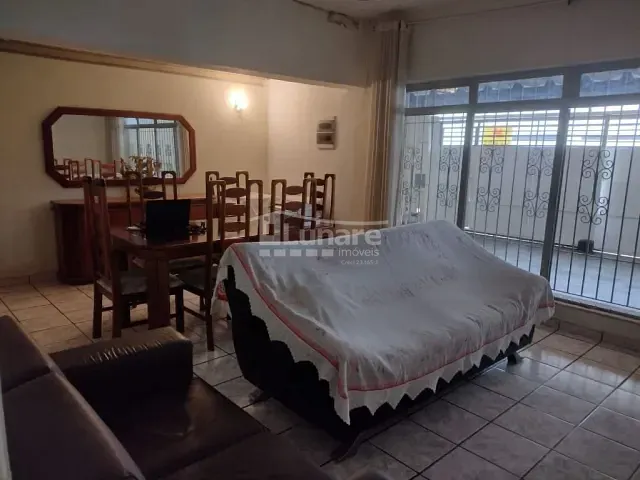 Sobrado com 191m² 5 quartos e 3 banheiros, à venda, no bairro Jardim São Jorge em Mogi das Cruzes