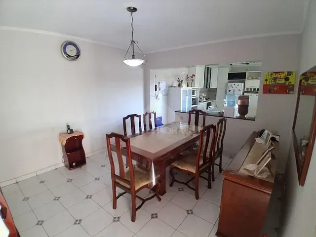 Sobrado com 225m² 3 quartos e 3 banheiros, à venda, no bairro Jardim Guapituba em Mauá