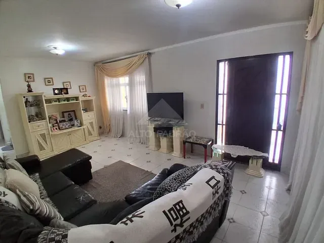 Sobrado com 225m² 3 quartos e 3 banheiros, à venda, no bairro Jardim Guapituba em Mauá