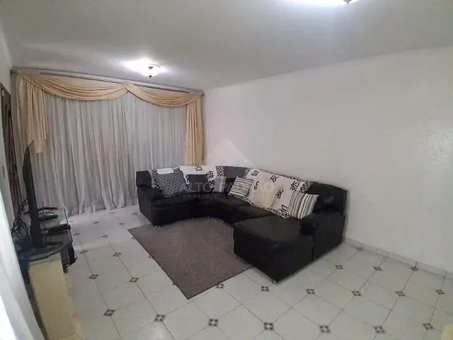 Sobrado com 225m² 3 quartos e 3 banheiros, à venda, no bairro Jardim Guapituba em Mauá