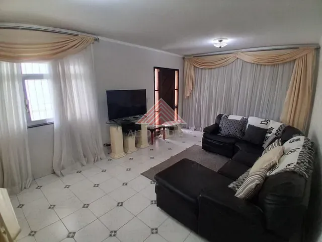 Sobrado com 225m² 3 quartos e 3 banheiros, à venda, no bairro Jardim Guapituba em Mauá