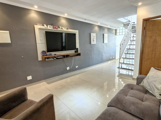 Foto do Sobrado - Sobrado para venda em Parada Inglesa com 3 quartos, sendo 1 suíte , 92m² | Lares e Andares Imóveis