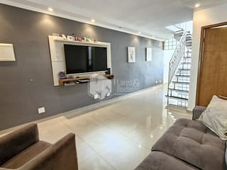 Foto do Sobrado-Sobrado para venda em Parada Inglesa com 3 quartos, sendo 1 suíte, 92m²