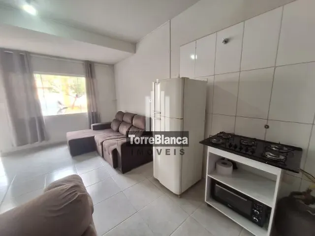 Sobrado com 55m² 2 quartos e 1 banheiro, para alugar, no bairro Uvaranas em Ponta Grossa