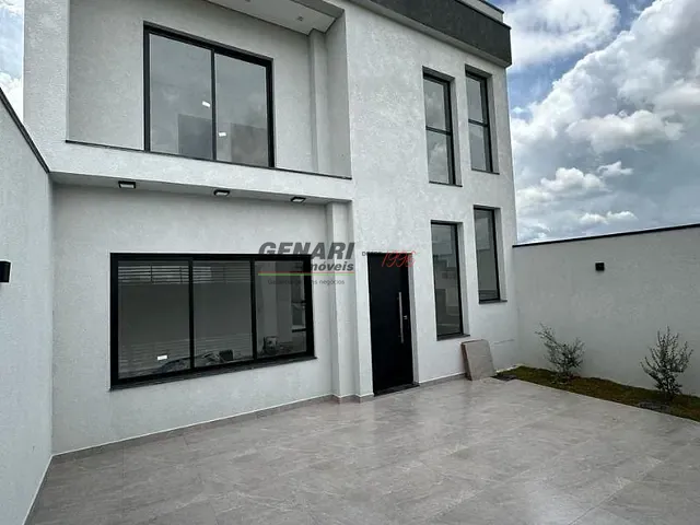 Sobrado com 150m² 3 quartos e 3 banheiros, à venda, no bairro Parque Barnabé em Indaiatuba