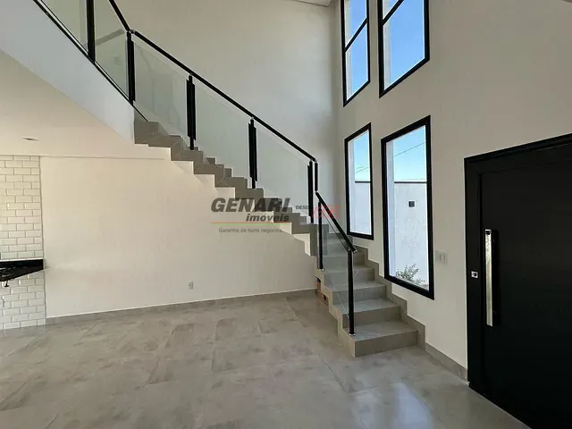 Sobrado com 150m² 3 quartos e 3 banheiros, à venda, no bairro Parque Barnabé em Indaiatuba