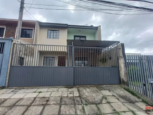 Sobrado 3 quartos e 1 banheiro, à venda, no bairro Capão Raso em Curitiba