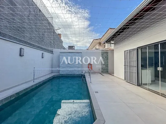 Sobrado com 402m² 6 quartos e 6 banheiros, à venda, no bairro Lago Parque em Londrina