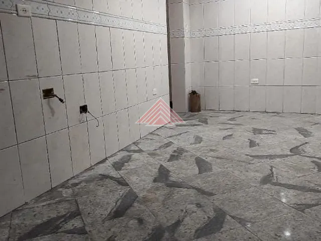 Sobrado com 273m² 3 quartos e 6 banheiros, à venda, no bairro Matriz em Mauá