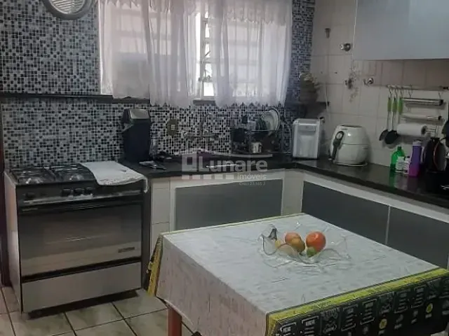 Sobrado com 151m² 3 quartos e 2 banheiros, à venda, no bairro Centro em Mogi das Cruzes