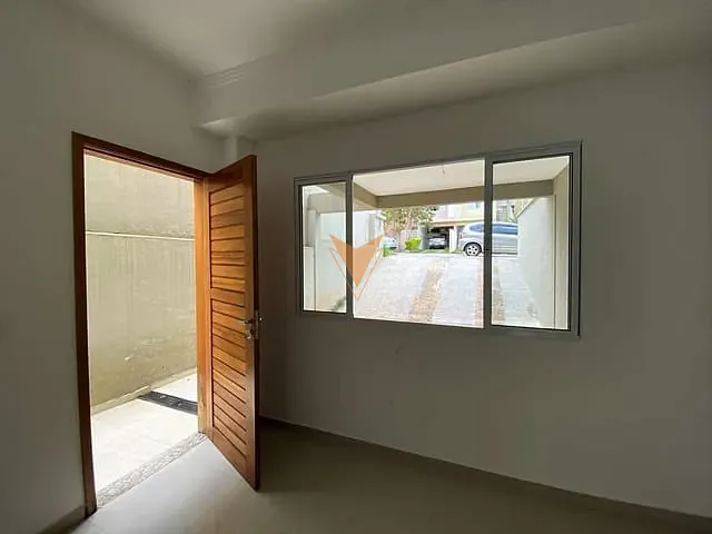 Sobrado com 125m² 3 quartos e 2 banheiros, à venda, no bairro Jardim Rio das Pedras em Cotia