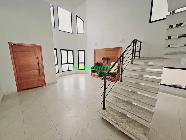 Sobrado com 375m² 4 quartos e 5 banheiros, para alugar, no bairro Urbanova em São José dos Campos