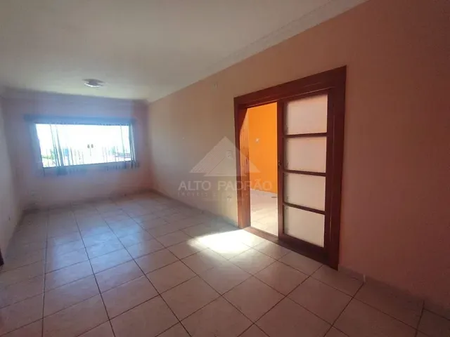 Sobrado com 250m² 4 quartos e 2 banheiros, à venda, no bairro Jardim São Judas em Mauá