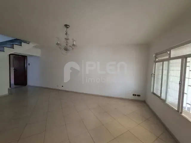 Sobrado 4 quartos e 4 banheiros, à venda, no bairro Jardim Picolo em São Paulo