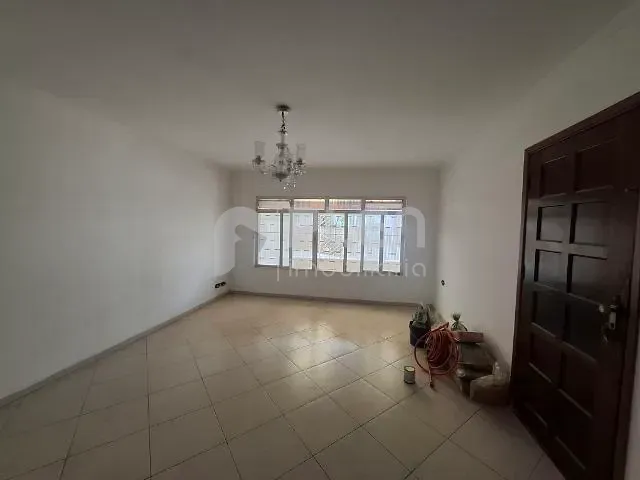 Sobrado 4 quartos e 4 banheiros, à venda, no bairro Jardim Picolo em São Paulo