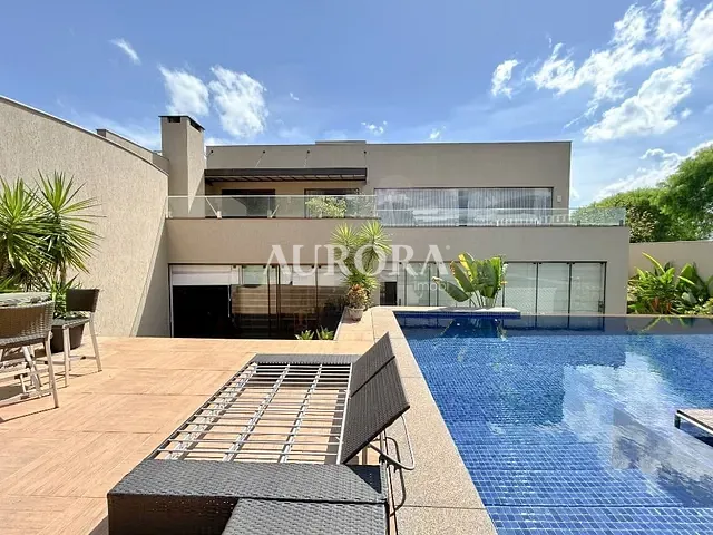 Sobrado com 700m² 4 quartos e 6 banheiros, à venda, no bairro Esperança em Londrina
