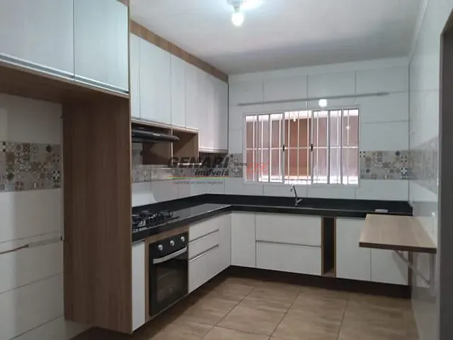 Sobrado com 173m² 3 quartos e 2 banheiros, à venda, no bairro Residencial Monte Verde em Indaiatuba
