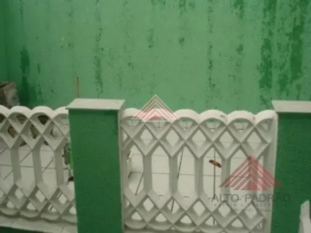 Sobrado 3 quartos e 2 banheiros, à venda, no bairro Jardim Pedroso em Mauá