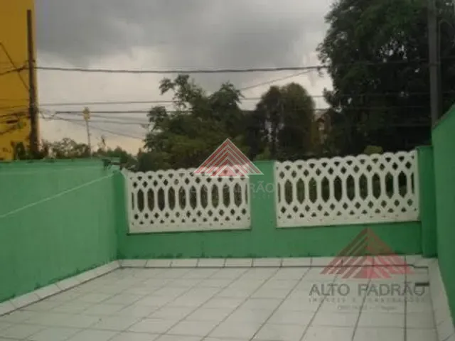 Sobrado 3 quartos e 2 banheiros, à venda, no bairro Jardim Pedroso em Mauá