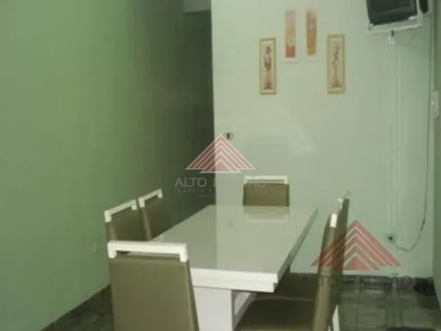 Sobrado 3 quartos e 2 banheiros, à venda, no bairro Jardim Pedroso em Mauá