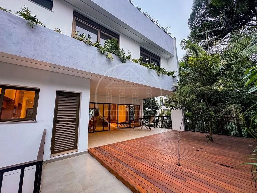 Sobrado, 4 quartos, 680 m² - Foto 1