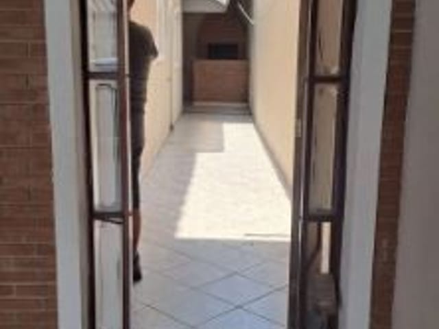 Foto do Sobrado - Sobrado com 2 dormitórios para alugar, 140 m² por R$ 2.300,00/mês - Jardim Santa Marina - Jacareí/SP | INDEPENDENCE NEGOCIOS IMOBILIARIOS LTDA