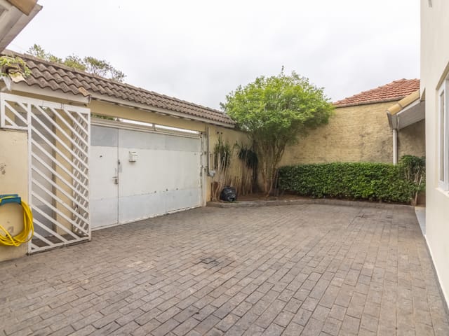 Foto do Sobrado - Sobrado para venda em Jardim Mangalot com 3 quartos, sendo 2 suítes , 150m² | Lares e Andares Imóveis