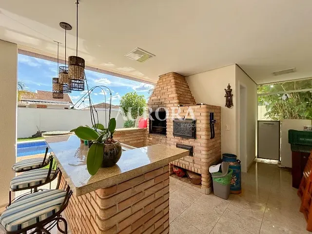 Sobrado com 600m² 4 quartos e 7 banheiros, à venda, no bairro Vivendas do Arvoredo em Londrina