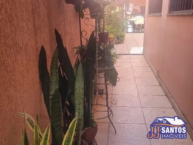 Sobrado com 224m² 4 quartos e 3 banheiros, à venda, no bairro Quarta Parada em São Paulo