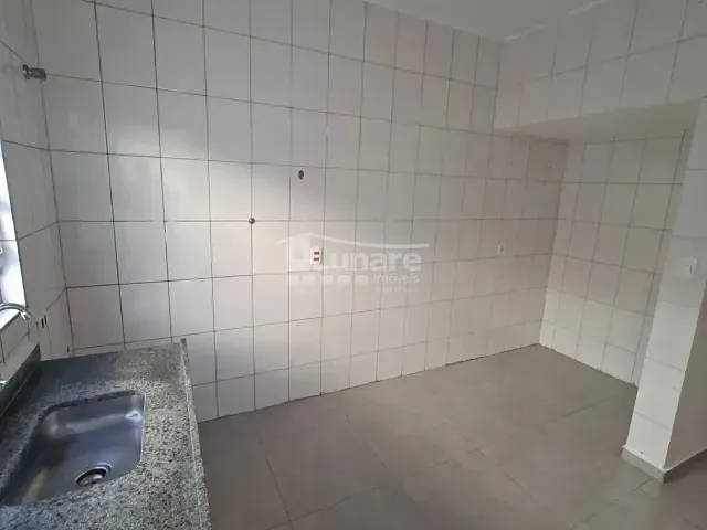 Sobrado com 120m² 2 quartos e 1 banheiro, à venda ou para alugar, no bairro itapema em Guararema