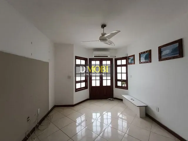 Sobrado com 200m² 2 quartos e 2 banheiros, à venda, no bairro Loteamento Jardim Timbaúva em Gravataí
