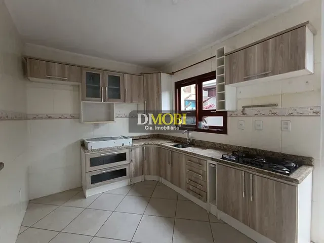 Sobrado com 200m² 2 quartos e 2 banheiros, à venda, no bairro Loteamento Jardim Timbaúva em Gravataí