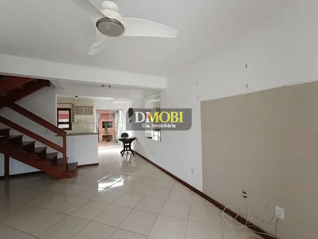 Sobrado com 200m² 2 quartos e 2 banheiros, à venda, no bairro Loteamento Jardim Timbaúva em Gravataí