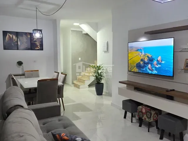 Sobrado com 150m² 4 quartos e 3 banheiros, à venda, no bairro Jardins do Paraíso em Mogi das Cruzes