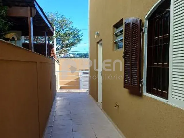 Sobrado 3 quartos e 4 banheiros, à venda, no bairro Conjunto Residencial Santa Terezinha em São Paulo