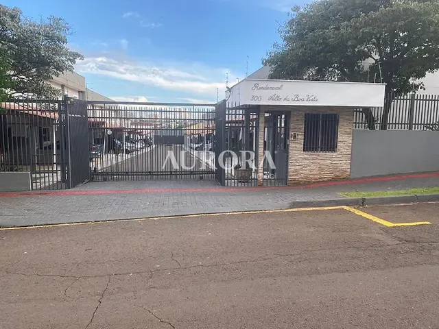 Sobrado 3 quartos e 2 banheiros, à venda, no bairro Jardim San Diego em Londrina