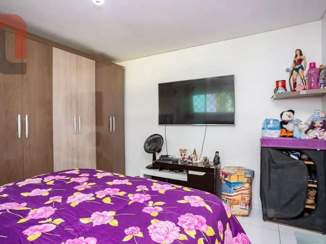 Sobrado com 183m² 3 quartos e 2 banheiros, à venda, no bairro Roseira em São José Dos Pinhais