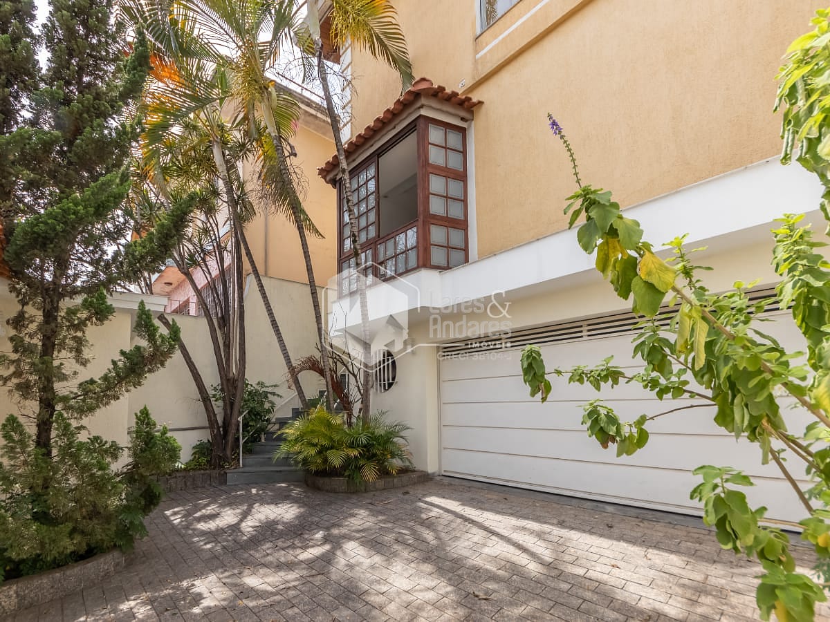 Sobrado, 3 quartos, 208 m² - Foto 1