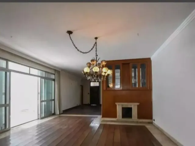 Sobrado com 635m² 4 quartos e 7 banheiros, à venda, no bairro Jardim Marajoara em São Paulo