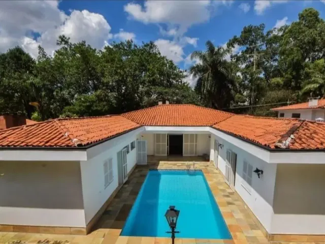 Sobrado com 635m² 4 quartos e 7 banheiros, à venda, no bairro Jardim Marajoara em São Paulo