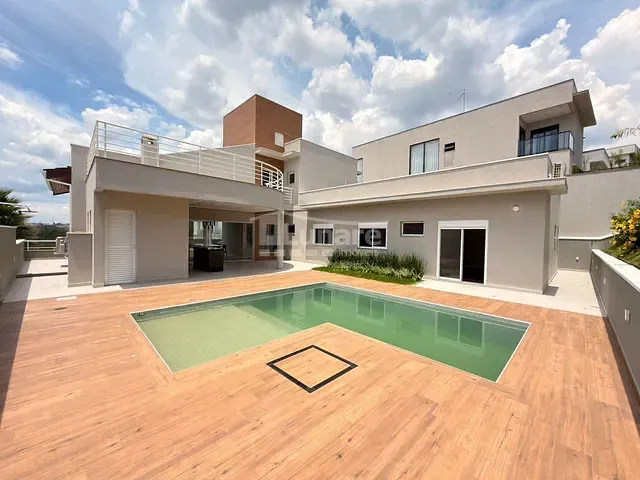 Sobrado com 530m² 4 quartos e 6 banheiros, à venda, no bairro Jardim Marica em Mogi das Cruzes