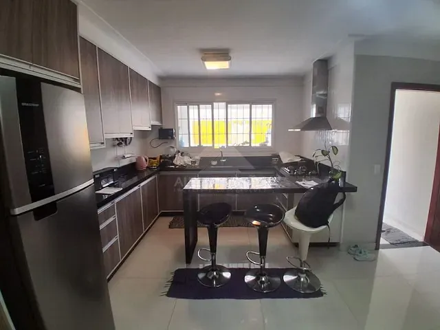 Sobrado com 125m² 3 quartos e 3 banheiros, à venda, no bairro Jardim Guapituba em Mauá