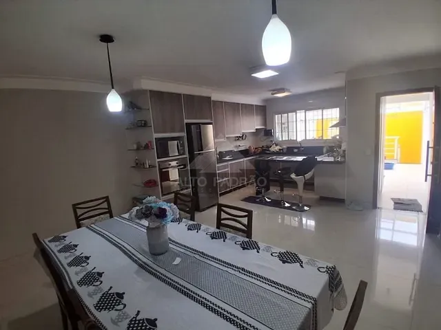 Sobrado com 125m² 3 quartos e 3 banheiros, à venda, no bairro Jardim Guapituba em Mauá