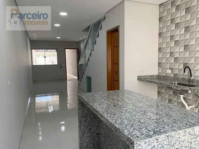 Sobrado com 120m² 3 quartos e 1 banheiro, à venda, no bairro Vila Santa Isabel em São Paulo