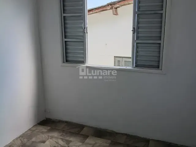 Sobrado com 130m² 3 quartos e 2 banheiros, à venda, no bairro Vila Brás Cubas em Mogi das Cruzes