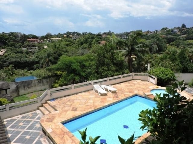 Sobrado com 3726m² 5 quartos e 7 banheiros, à venda, no bairro Nova Fazendinha em Carapicuíba