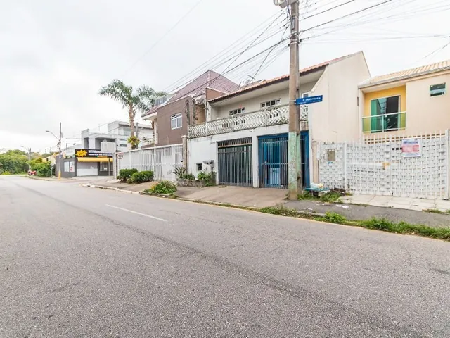 Sobrado com 72m² 3 quartos e 3 banheiros, à venda, no bairro Sítio Cercado em Curitiba