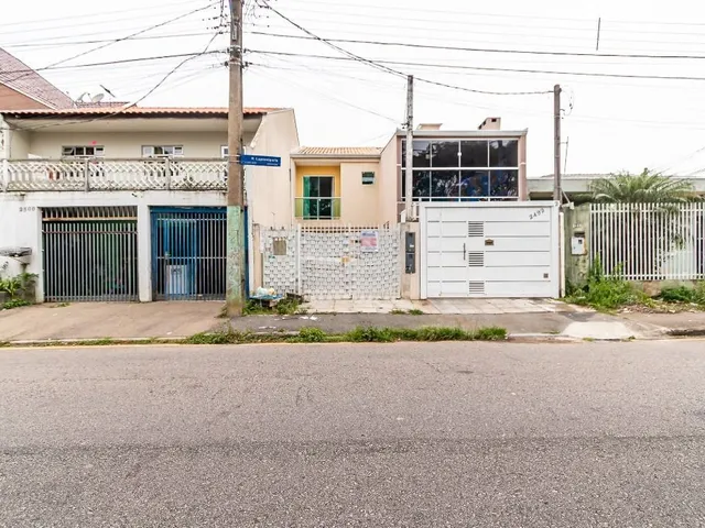 Sobrado com 72m² 3 quartos e 3 banheiros, à venda, no bairro Sítio Cercado em Curitiba