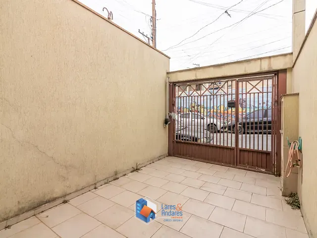 Sobrado com 241m² 2 quartos e 2 banheiros, à venda, no bairro Vila Zat em São Paulo